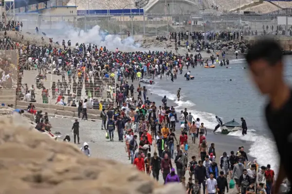 Von der Leyen calls the images from Ceuta “unacceptable” and urges to stop the arrivals “immediately”