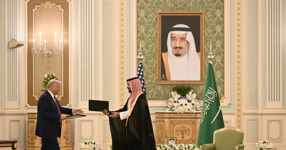Why does Trump condition the nuclear deal with Saudi Arabia on a pact with Israel?