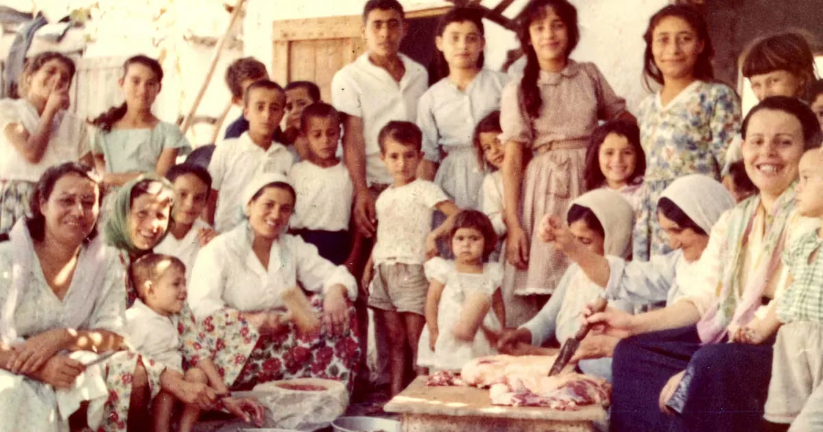 The acclaimed documentary Az Zeeb: a film diary of a Chilean filmmaker of Jewish and Palestinian descent