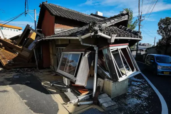 Death toll rises to 28 from the earthquake in southwestern Japan