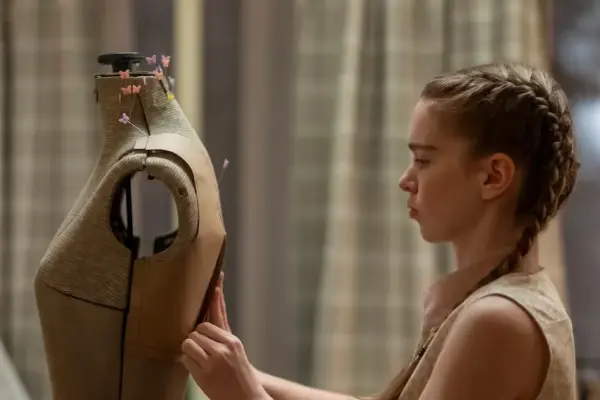 Set in present-day USA and with eight episodes: what the awaited Carrie series will be like