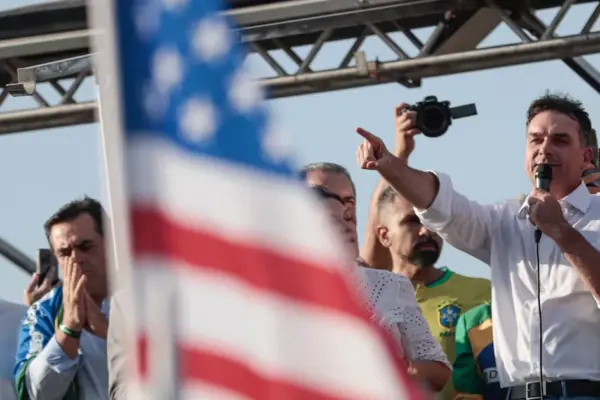 Brazil's Liberal Party proclaims Flávio Bolsonaro as presidential candidate to face Lula