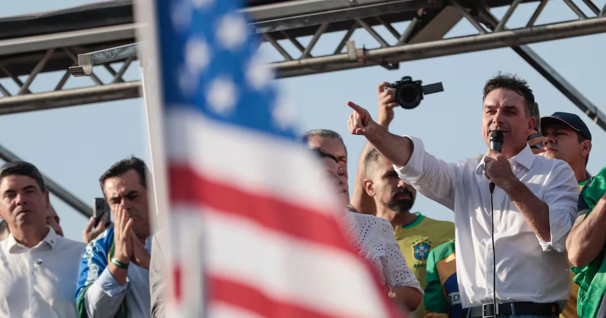 Brazil's Liberal Party proclaims Flávio Bolsonaro as presidential candidate to face Lula