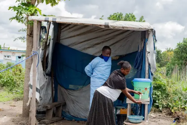 Ebola outbreak in the Democratic Republic of Congo exceeds 860 deaths and more than 2,180 confirmed cases