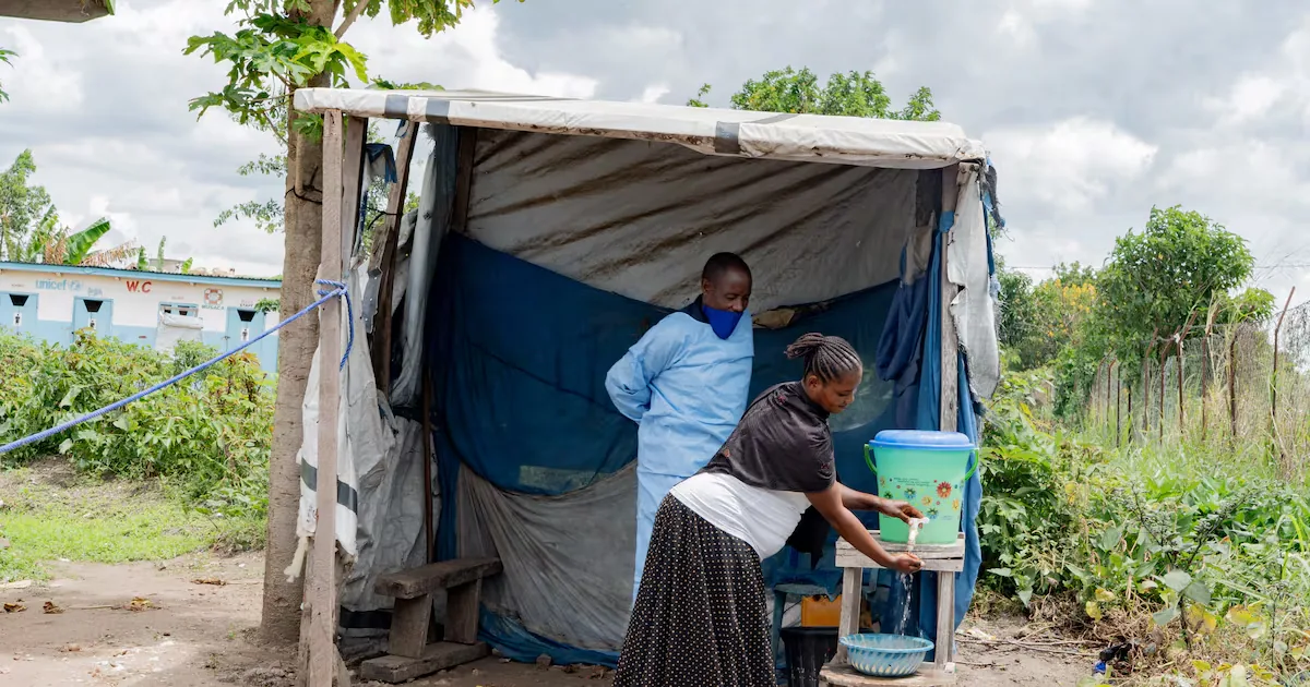 Ebola outbreak in the Democratic Republic of Congo exceeds 860 deaths and more than 2,180 confirmed cases