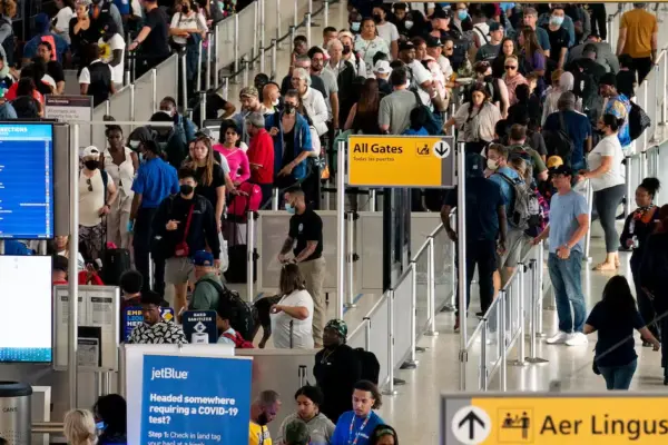 U.S. plans to limit the duration of visas for journalists and foreign students