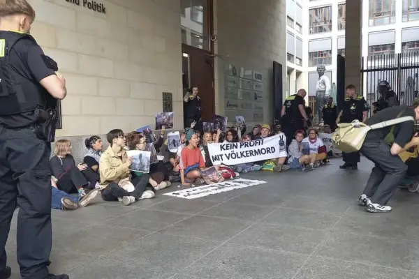 Greta Thunberg returns to protests in Berlin