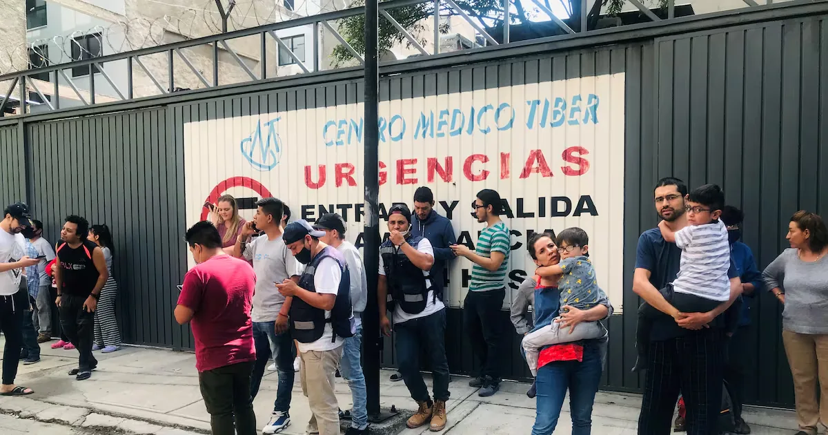 Preliminary magnitude 7.3 earthquake affects Mexico and tsunami alert declared near the coast of Chiapas