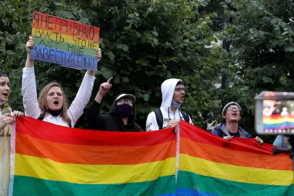 Pride march in Berlin suspended after crash left several injured