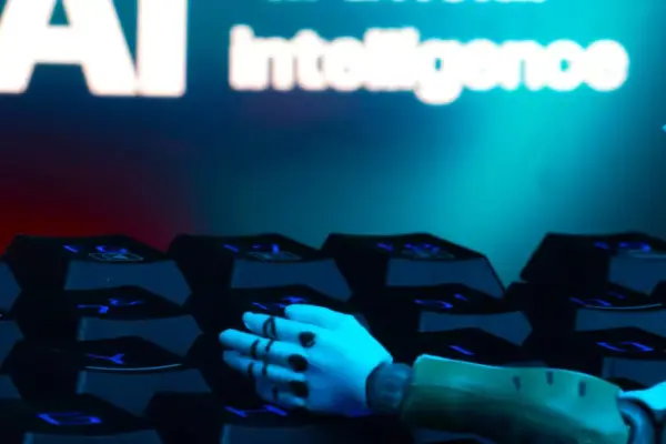 Employees in the tech sector urge the U.S. to lead a global effort to manage advanced AI risks