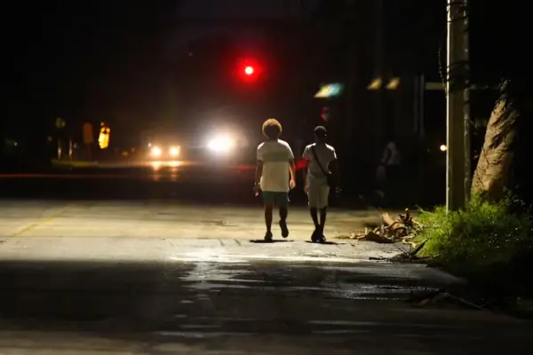 Cuba suffers a new total blackout hours after restoring electricity service in much of the island