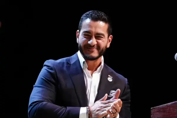 Abdul El-Sayed: the progressive whose victory in the Michigan Senate primaries deepens the divide among Democrats