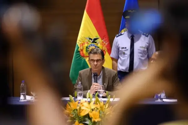 Government of Bolivia eliminates the Ministries of Planning and Tourism by decree