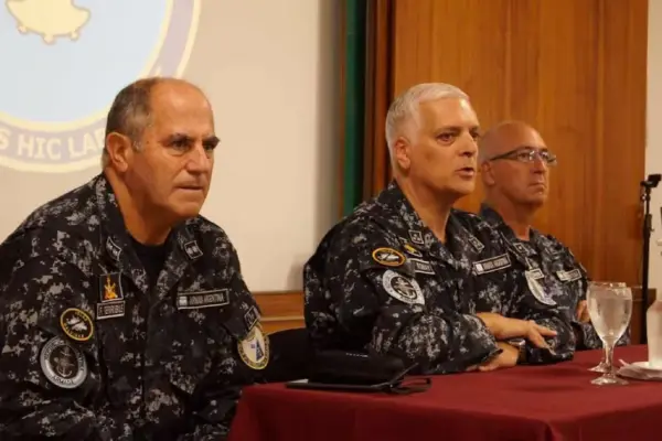 Argentine Navy Chief states that the Strait of Magellan belongs to Chile amid sovereignty tension
