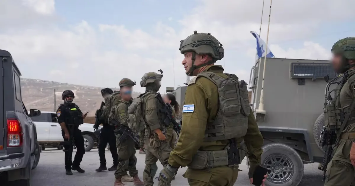 Israel attacks positions attributed to Hezbollah in southern Lebanon after explosion that left two soldiers injured