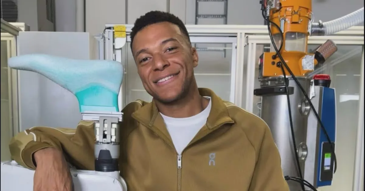 Kylian Mbappé parts ways with Nike and signs for the brand of Roger Federer and Thierry Henry