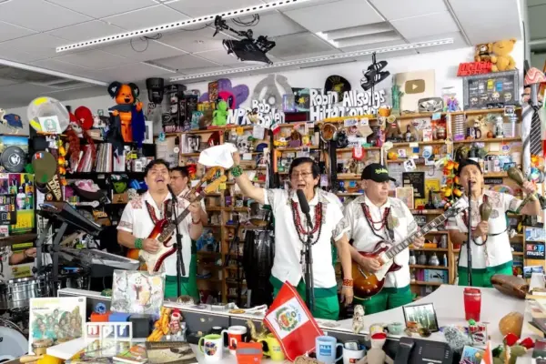 Los Mirlos arrive at the Tiny Desk with the Amazonian cumbia of Peru