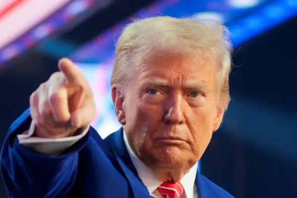 Trump announces agreement to take permanent control of Greenland's security and expand U.S. military presence